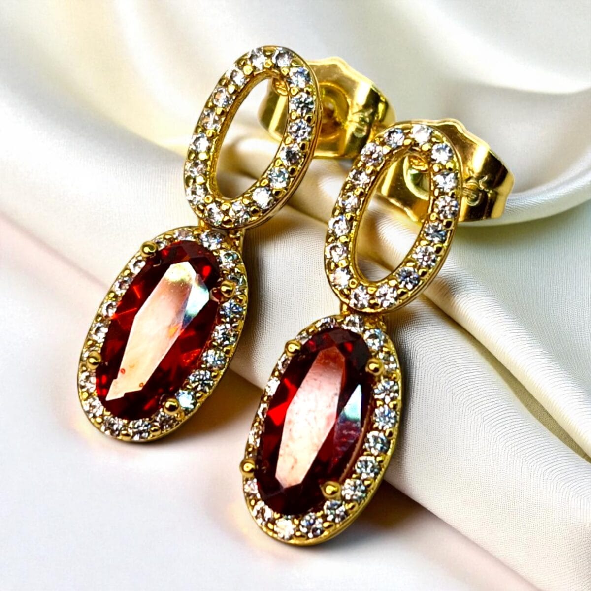 cercei placati aur 18k emilia red 8 cercei placati aur 18k emilia red 8